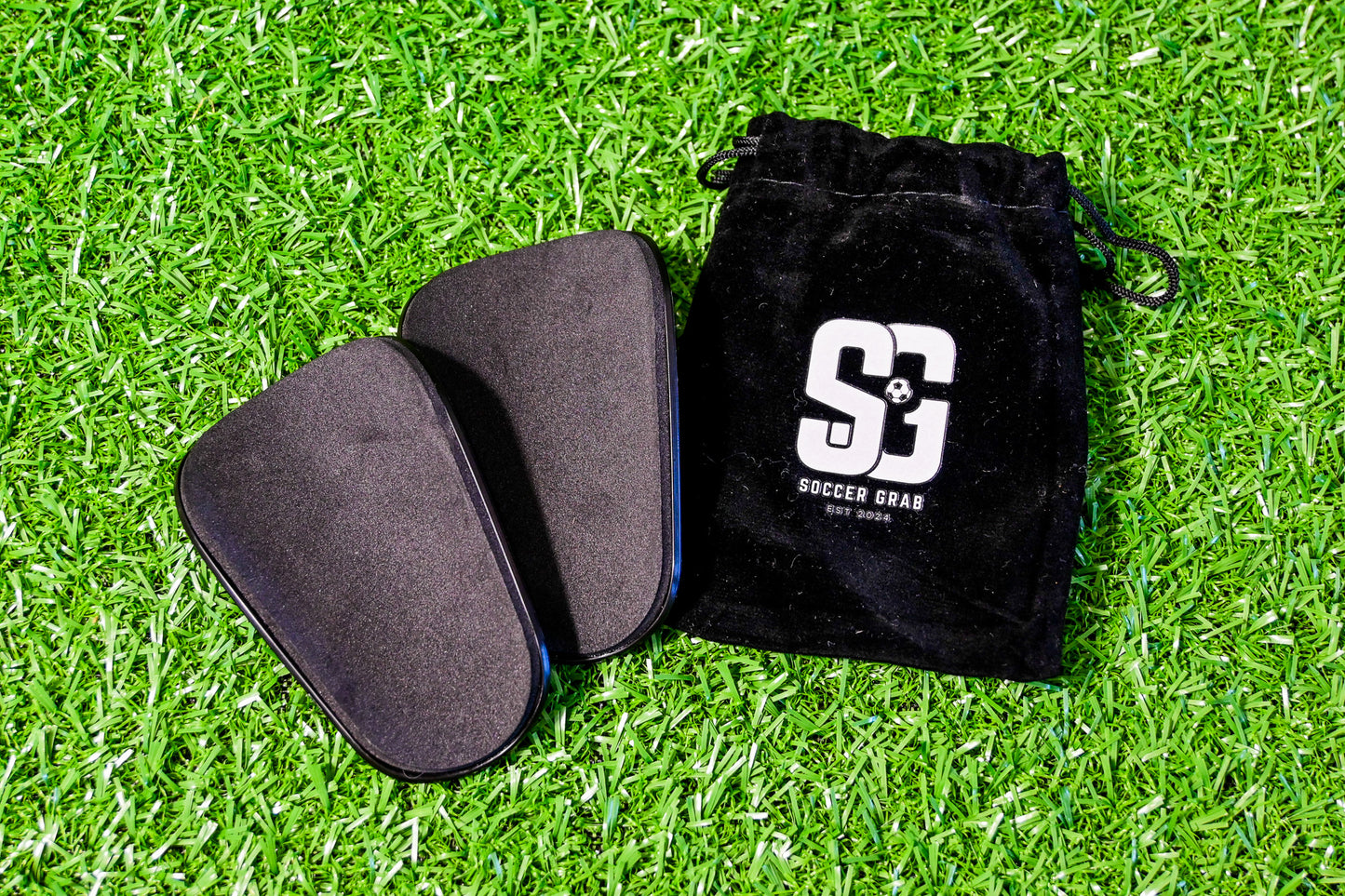 Soccer Grab Shin Guards S