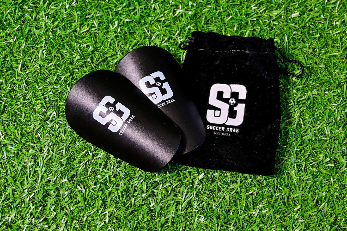 Soccer Grab Shin Guards S
